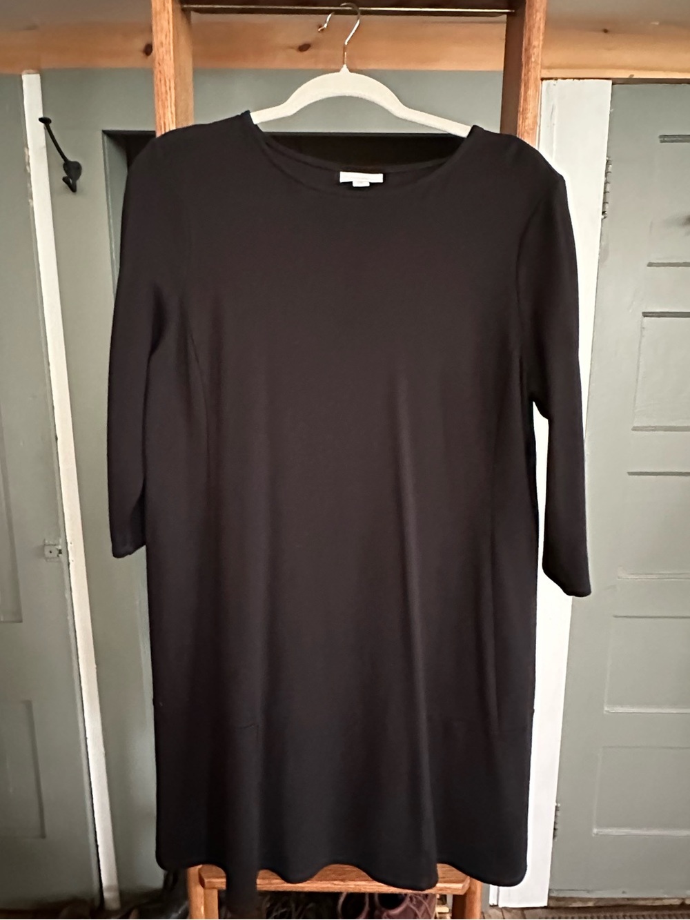 J Jill Classic Ponte Black Women's Shift Paneled